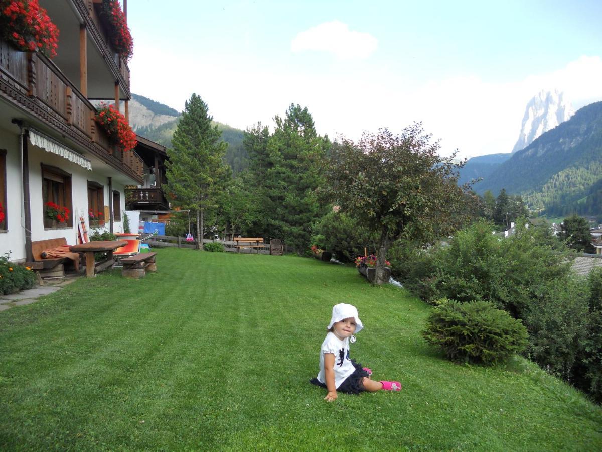Garni Alba Bed & Breakfast Ortisei Extérieur photo