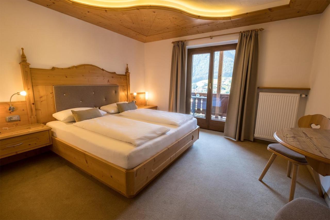 Garni Alba Bed & Breakfast Ortisei Extérieur photo