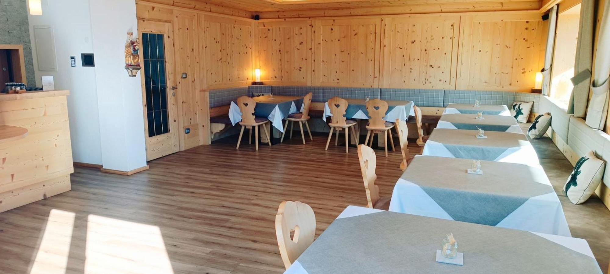 Garni Alba Bed & Breakfast Ortisei Extérieur photo